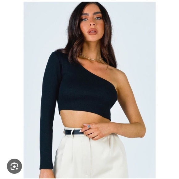 Princess Polly Tops - Princess Polly Brianna Black One-Shoulder Top Size 2